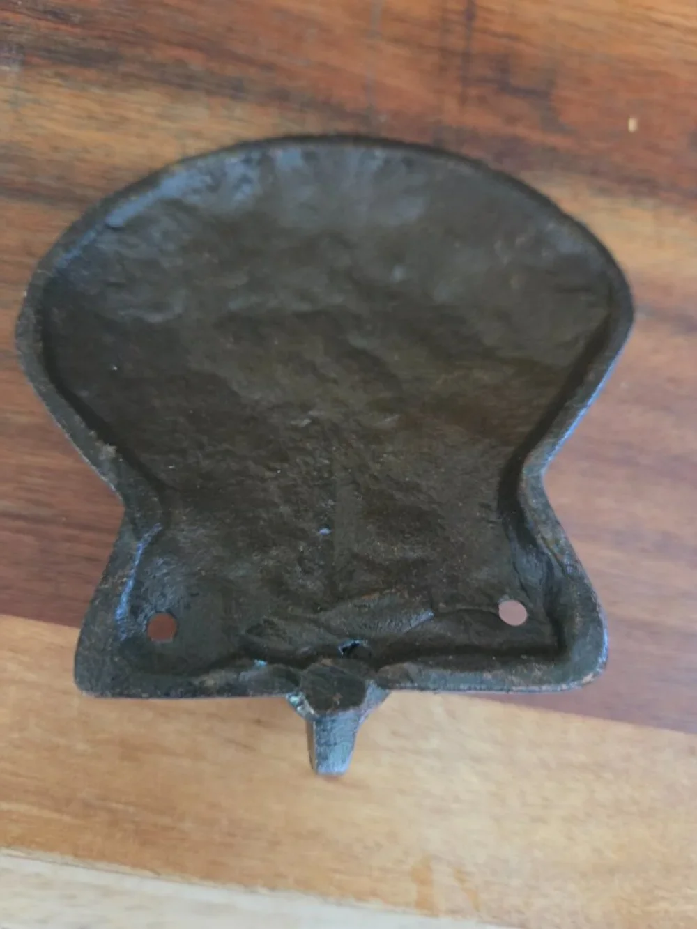 antique style brass finish casa decor seashell wall hook
